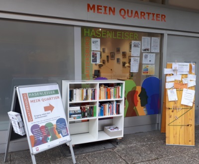 Archiv Quartiersbüro Hasenleiser, Bücherregal